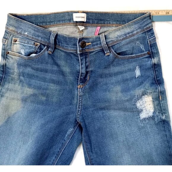 Sneak Peak Like New Boyfriend Denim Jeans Cute Stylish Patches and Rips Size 5 - Picture 6 of 9